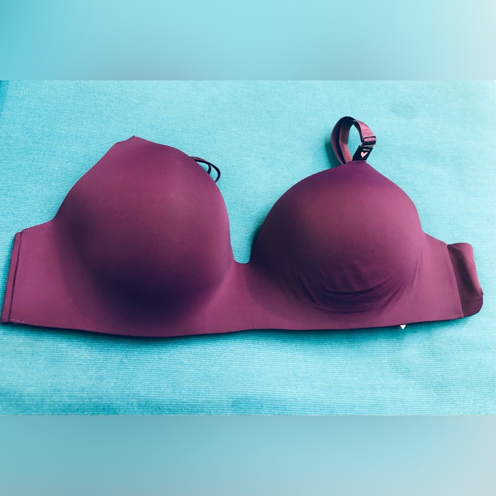 NWT - Victoria Secret Padded Bra 36DD
